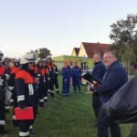 Einsatzbesprechung der Einsatzkräfte